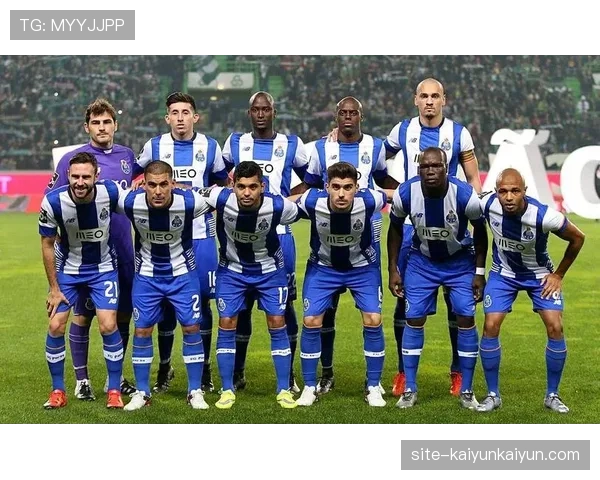 国家德比前瞻：巴萨“tiki-taka”遗产对阵皇马现代全能足球